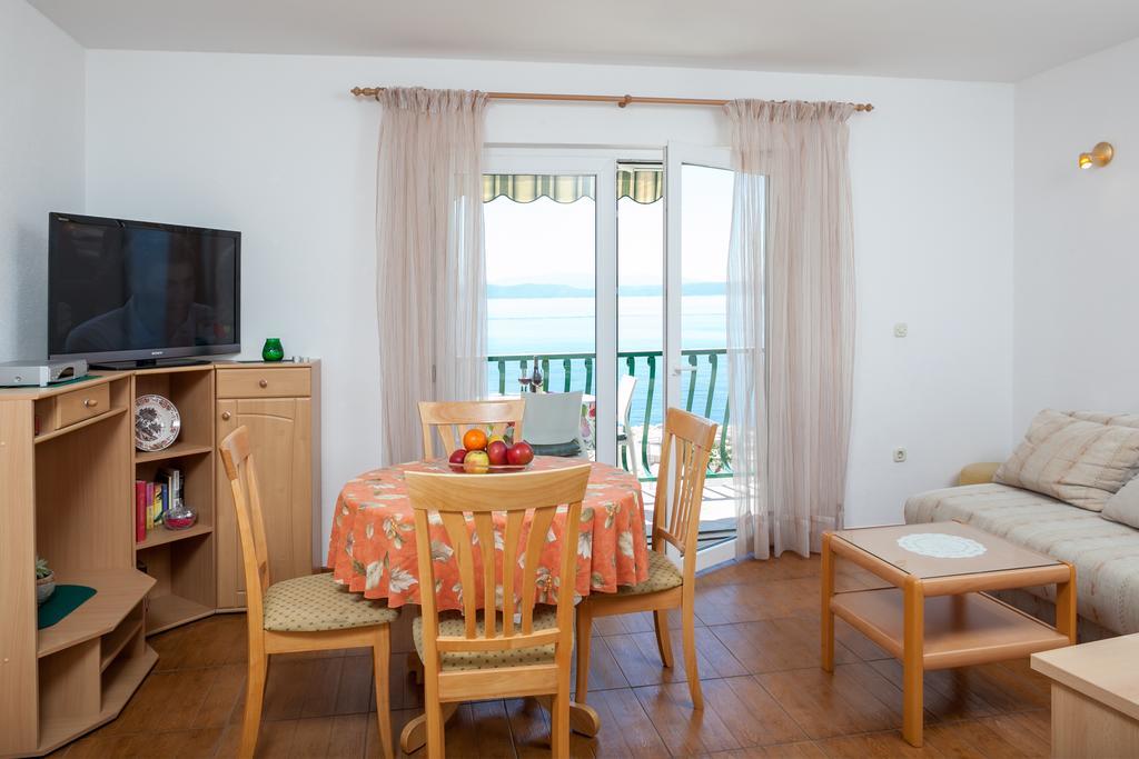 Apartments Waterfront Ivan Podgora Pokoj fotografie