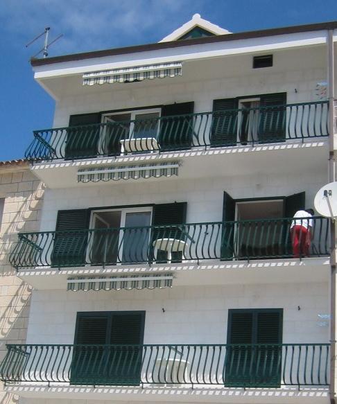 Apartments Waterfront Ivan Podgora Pokoj fotografie