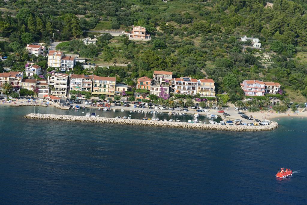 Apartments Waterfront Ivan Podgora Pokoj fotografie